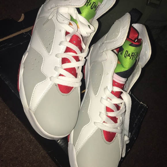 Retro 7s - Picture 2 of 2
